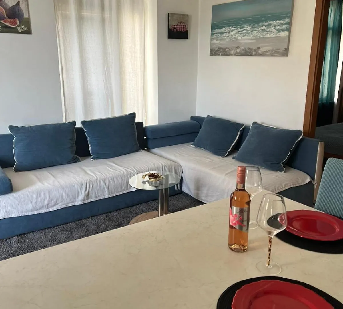 Lun Apartman Fiume 0*,